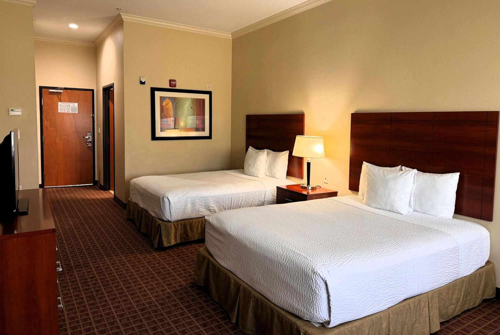 Ramada By Wyndham College Station Hotel Buitenkant foto